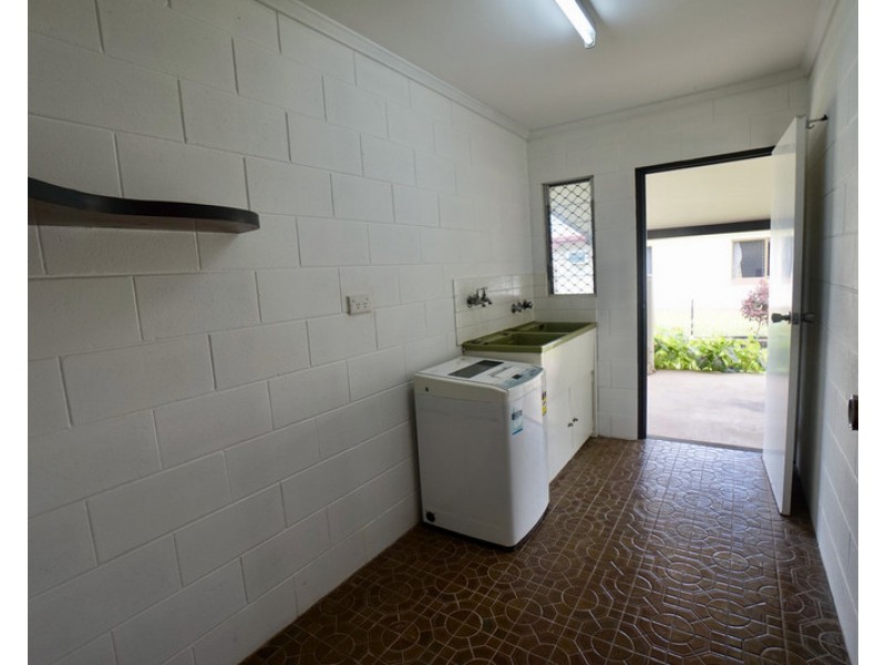 37 Royes Street, Mareeba QLD 4880