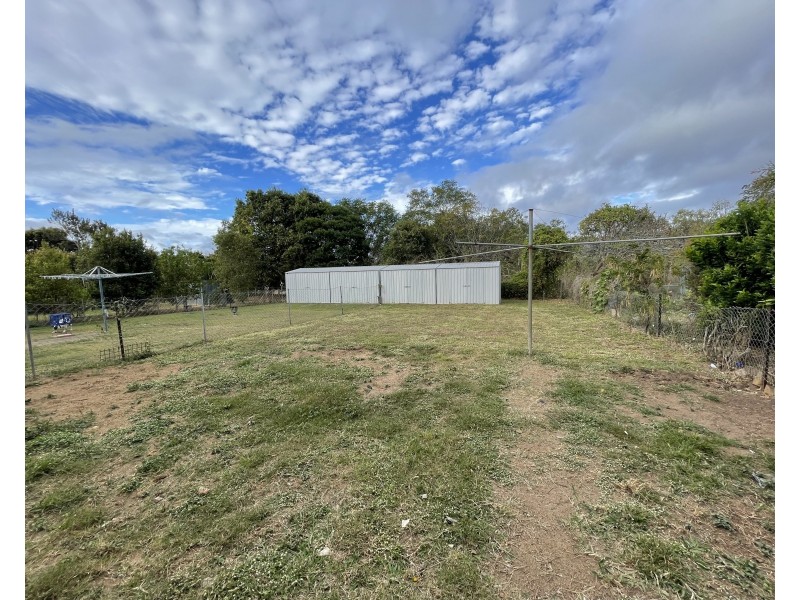 2/31 Martin Avenue, Mareeba QLD 4880