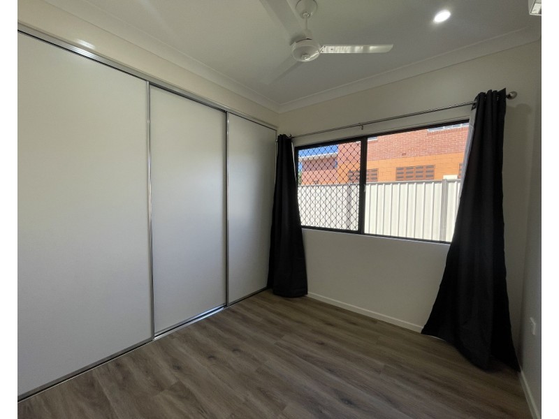 2/1A Langton Avenue, Mareeba QLD 4880