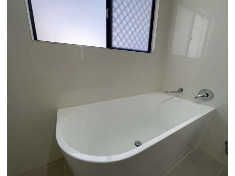 2/1A Langton Avenue, Mareeba QLD 4880