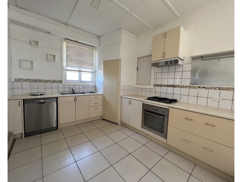 16 Lerra Street, Mareeba QLD 4880
