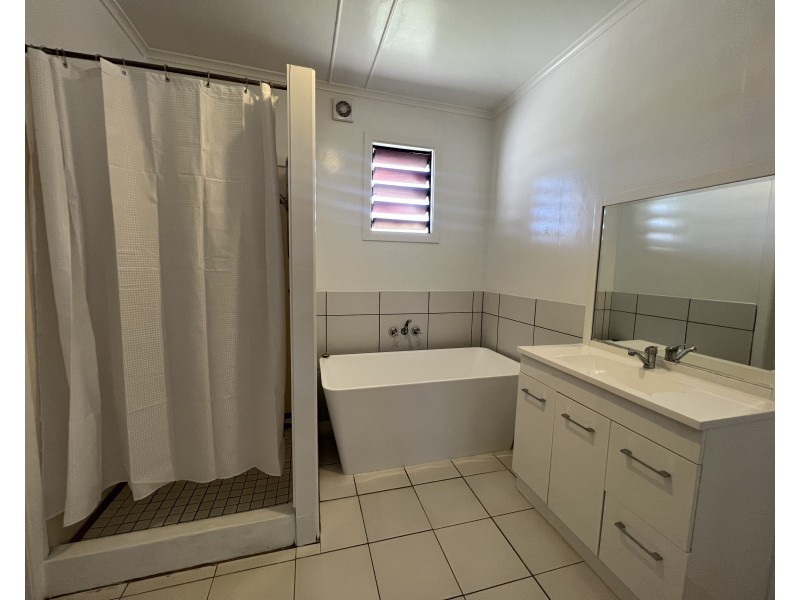 16 Lerra Street, Mareeba QLD 4880