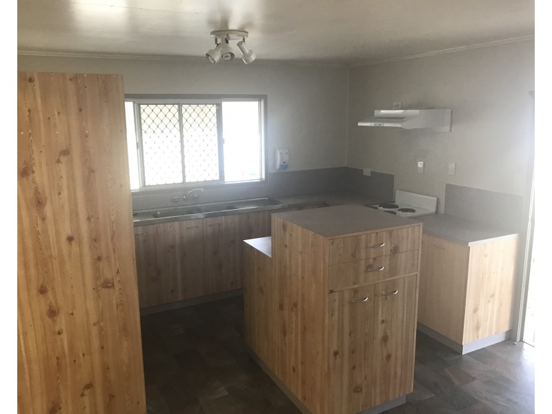 1 BRADY ROAD, Mareeba QLD 4880