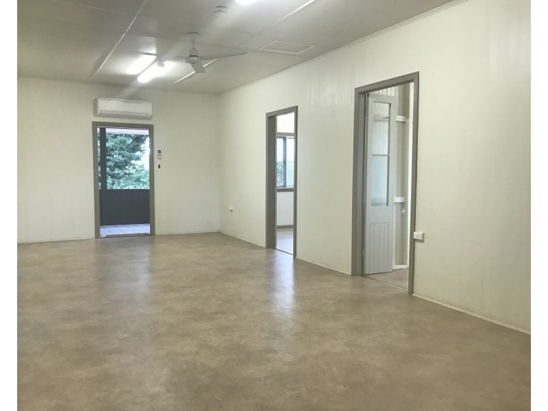 1 BRADY ROAD, Mareeba QLD 4880