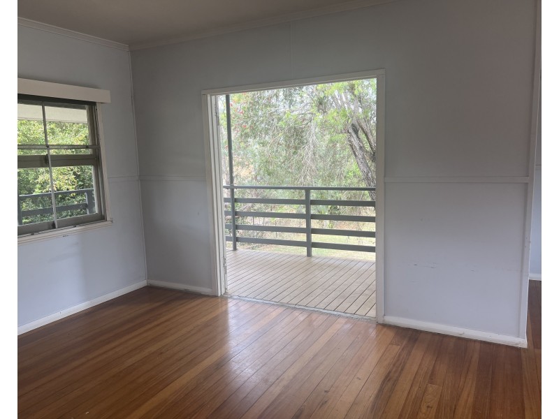 12 Quill Street, Mareeba QLD 4880