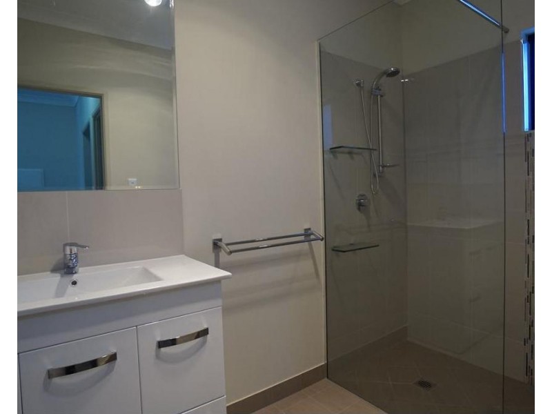 1/5 DONLEN STREET, Mareeba QLD 4880