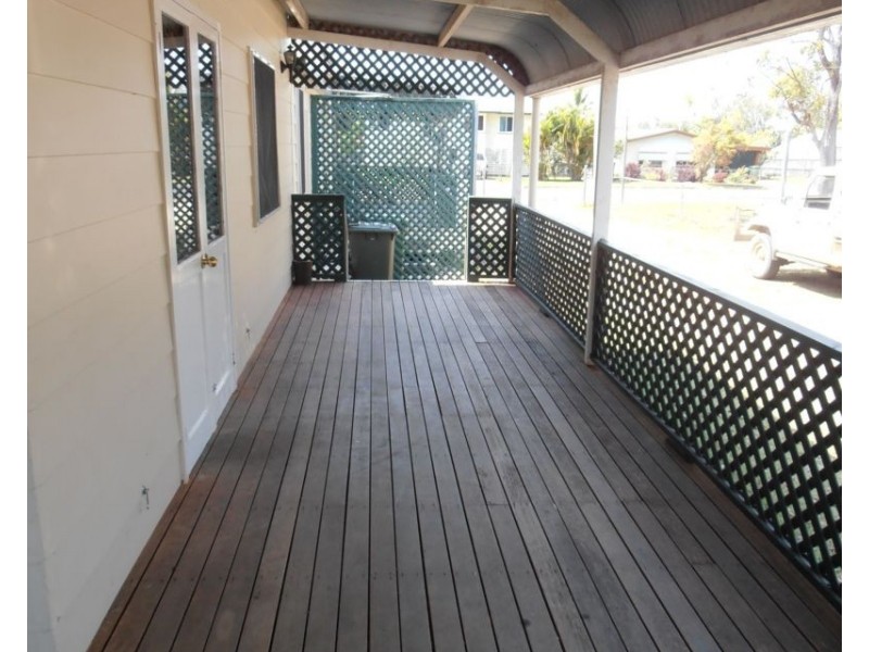 2/44 ROYES STREET, Mareeba QLD 4880