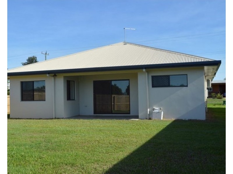 1F Kenneally, Mareeba QLD 4880