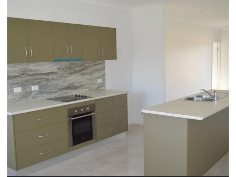 1F Kenneally, Mareeba QLD 4880