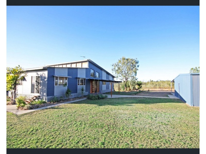 129 Coronet Drive, Mareeba QLD 4880