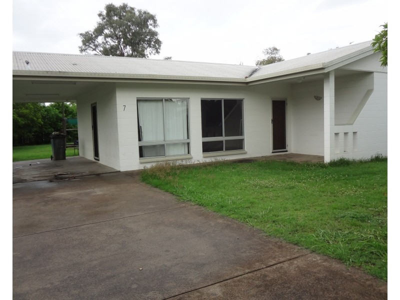7 Carroll Street, Mareeba QLD 4880