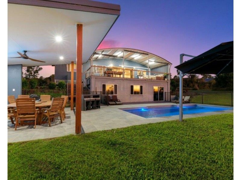 129 Coronet Drive, Mareeba QLD 4880