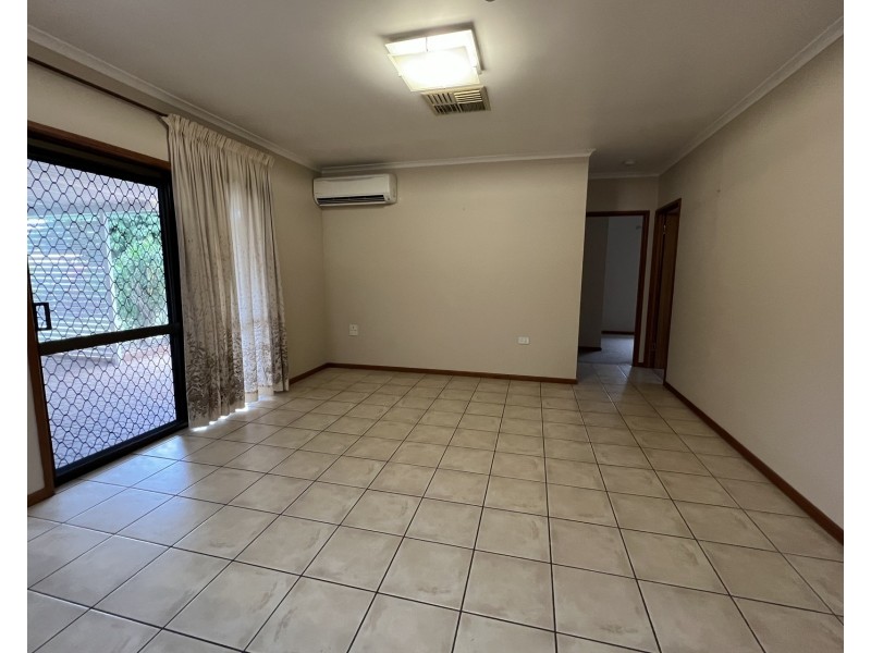 16 Dangaard Street, Mareeba QLD 4880