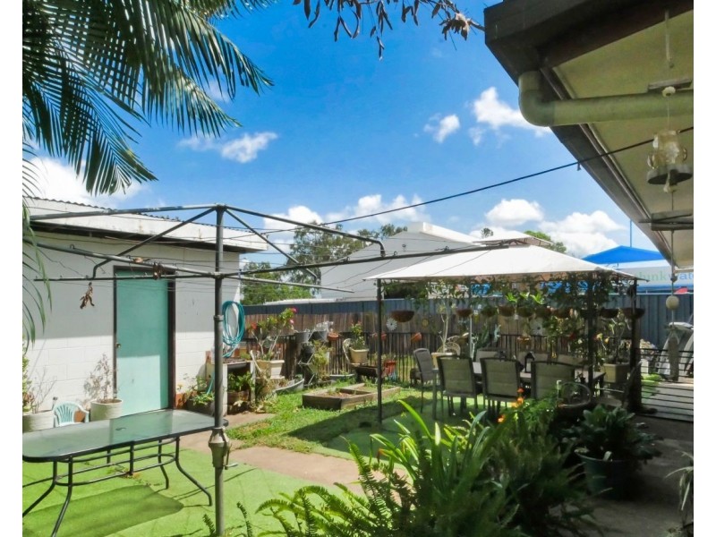 54 Byrnes Street, Mareeba QLD 4880