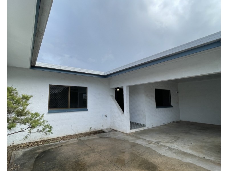 3/118 Walsh Street, Mareeba QLD 4880