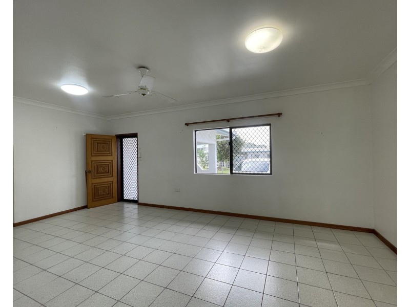 3/118 Walsh Street, Mareeba QLD 4880