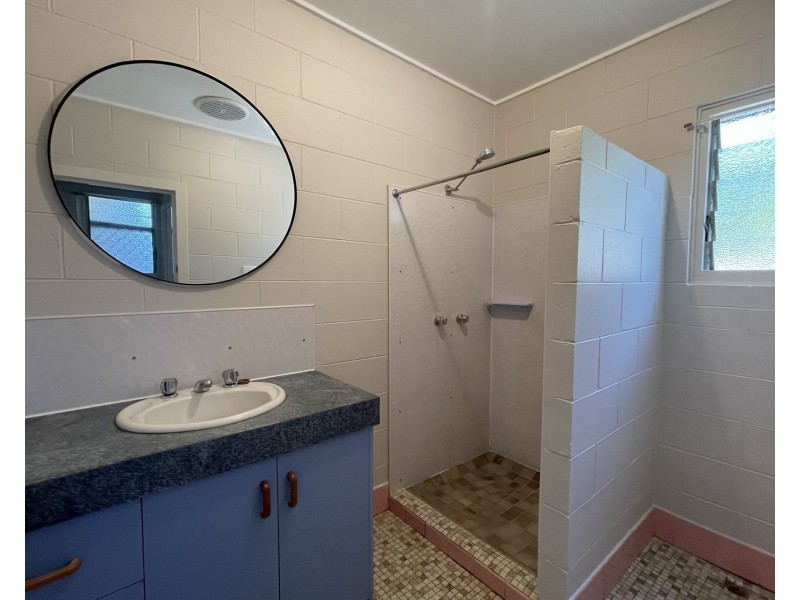 4/12 Couper Street, Mareeba QLD 4880