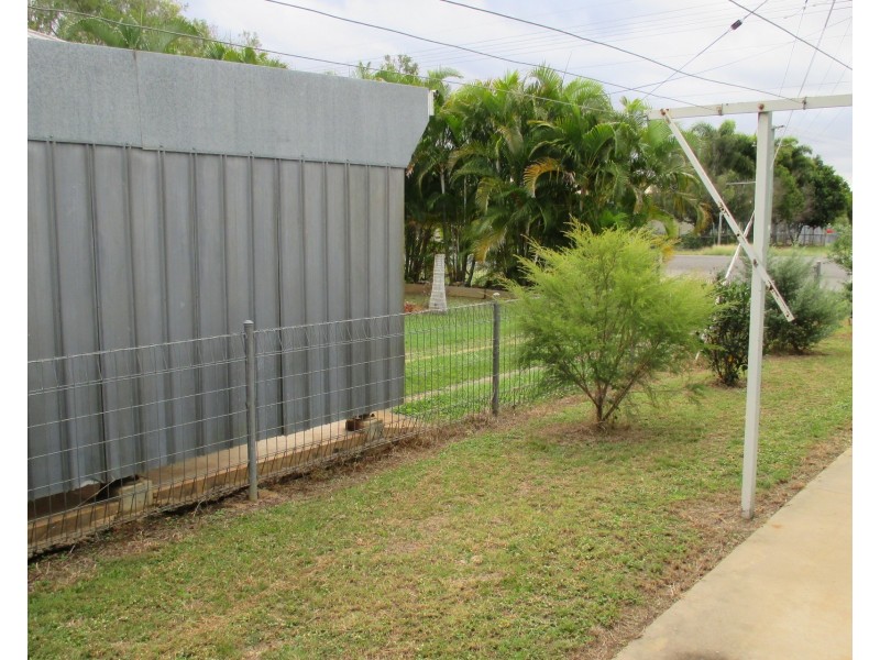 1/16 Peters Street, Mareeba QLD 4880