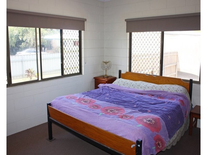 25 Mammino Street, Mareeba QLD 4880