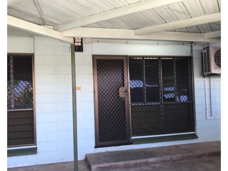 1/186 Walsh Street, Mareeba QLD 4880