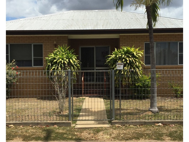 184 Walsh Street, Mareeba QLD 4880