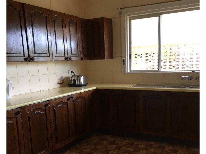 184 Walsh Street, Mareeba QLD 4880