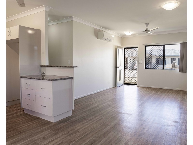 4/33 Strattman Street, Mareeba QLD 4880