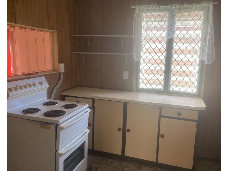 100 Walsh Street, Mareeba QLD 4880