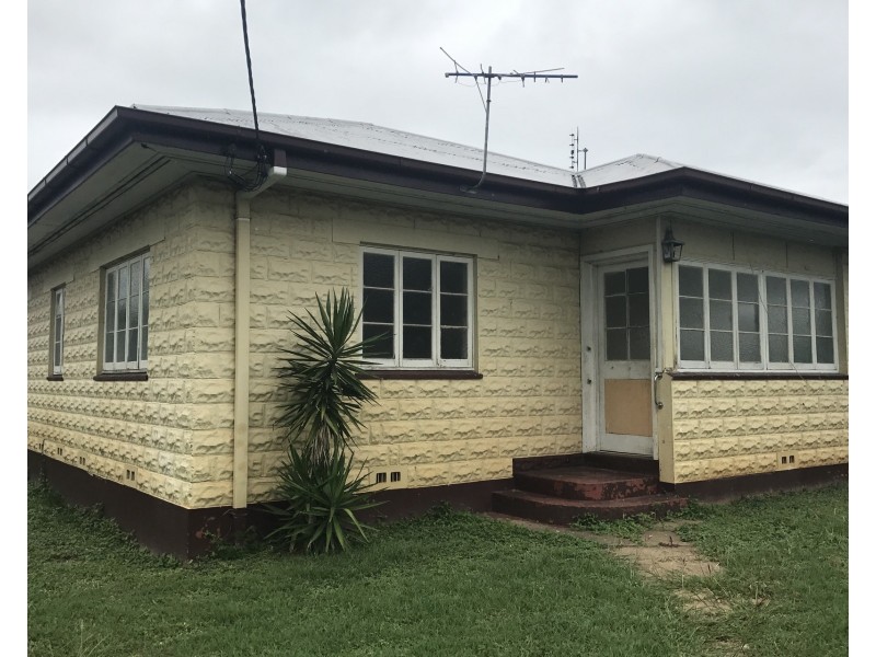 40 Basalt Street, Mareeba QLD 4880