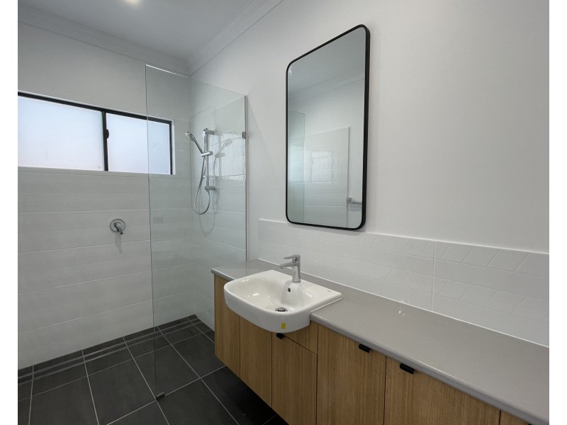 62A  James Street, Mareeba QLD 4880
