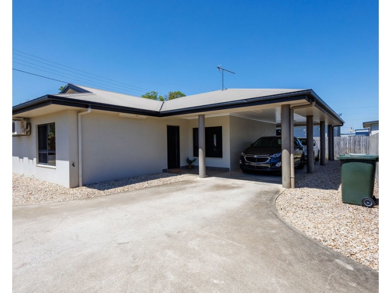 1 & 2/9 Haren Street, Mareeba QLD 4880