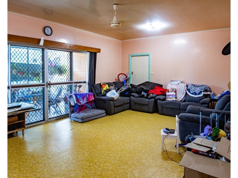71 Walsh Street, Mareeba QLD 4880