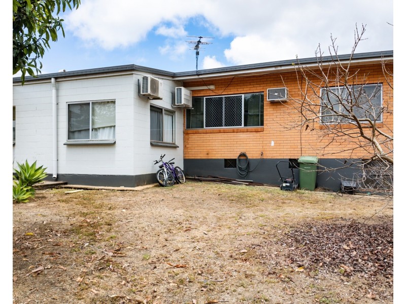 71 Walsh Street, Mareeba QLD 4880