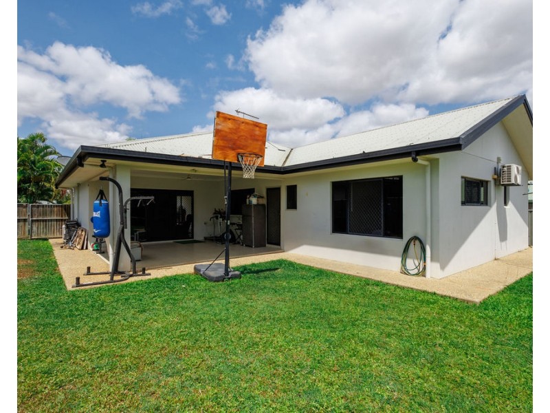 6 Nolan Street, Mareeba QLD 4880