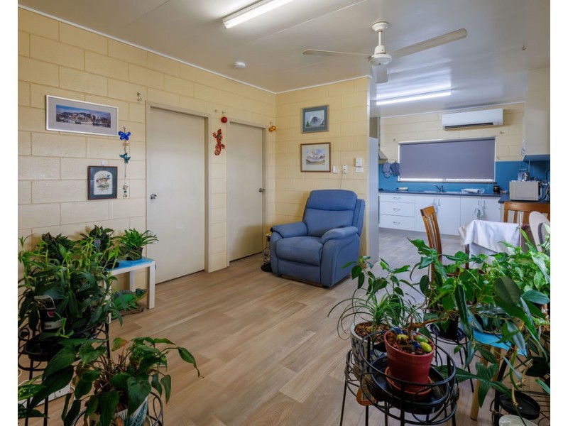 114  Walsh Street, Mareeba QLD 4880