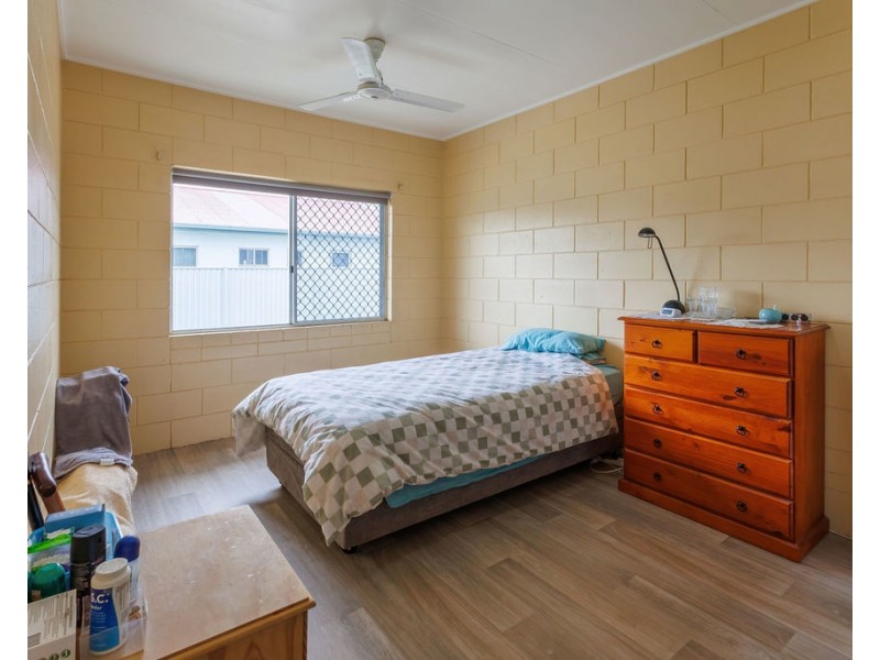 114  Walsh Street, Mareeba QLD 4880