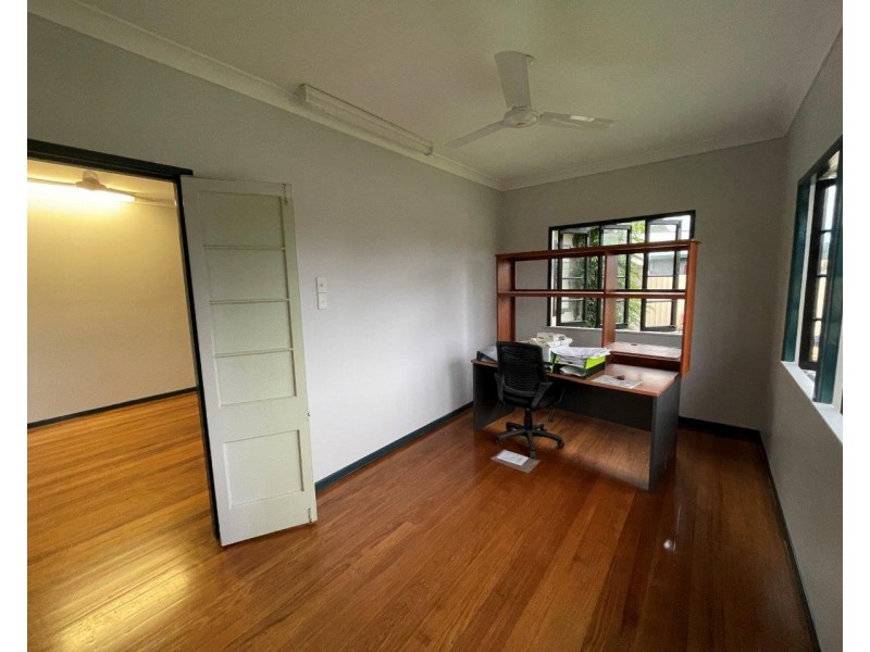 2 Dowie Street, Mareeba QLD 4880
