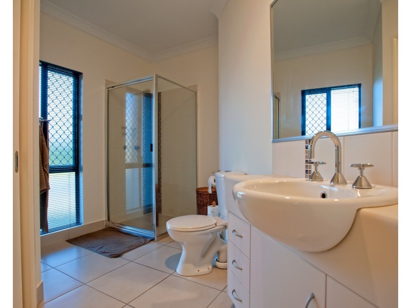 8 Maria Close, Mareeba QLD 4880