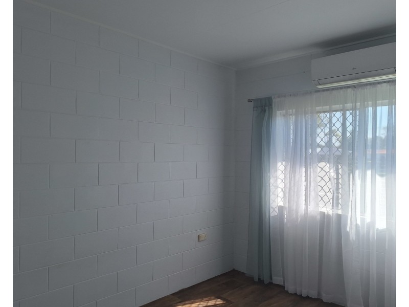 Ferretti Close, Mareeba QLD 4880