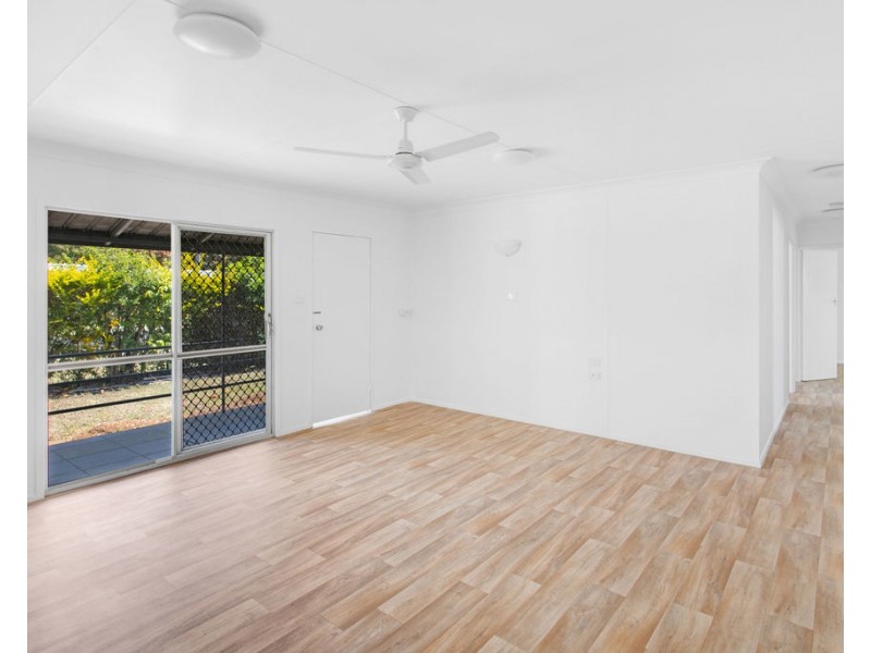 19 Foulis Street, Mareeba QLD 4880