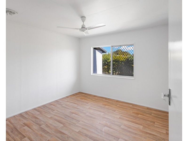19 Foulis Street, Mareeba QLD 4880