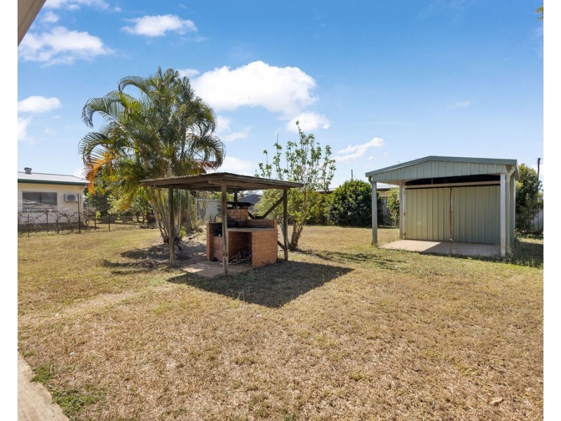 19 Foulis Street, Mareeba QLD 4880