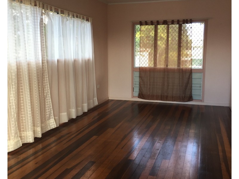 49 Costin Street, Mareeba QLD 4880