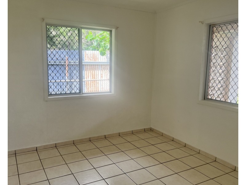 Morrow Street, Mareeba QLD 4880