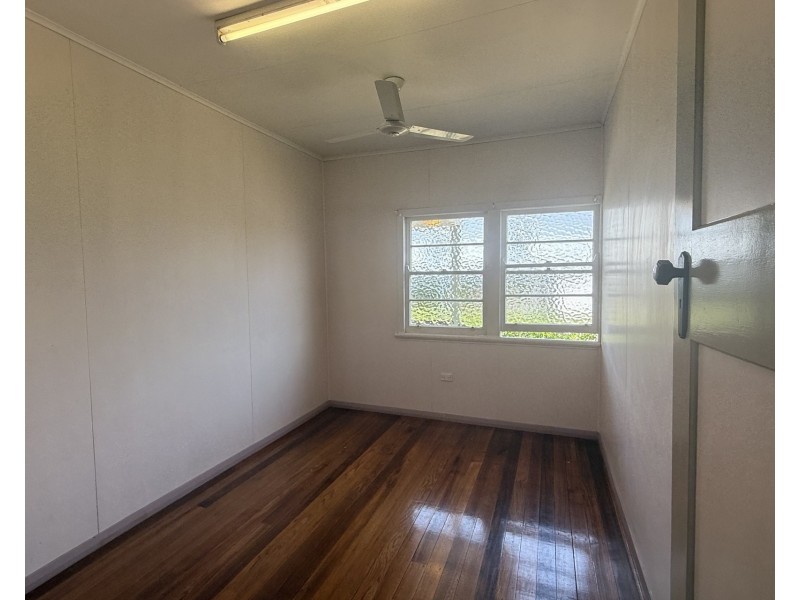 42 Abbott Street, Mareeba QLD 4880