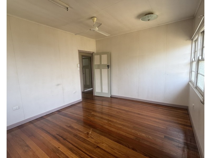 42 Abbott Street, Mareeba QLD 4880