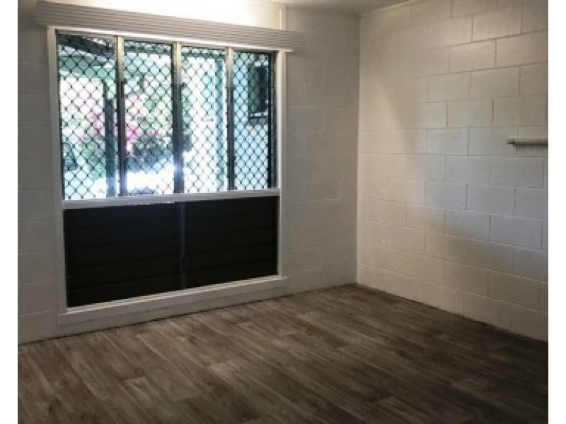 1/186 Walsh Street, Mareeba QLD 4880