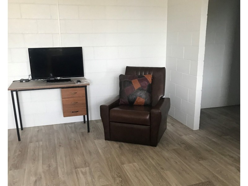 4/2 Middlemiss Street, Mareeba QLD 4880