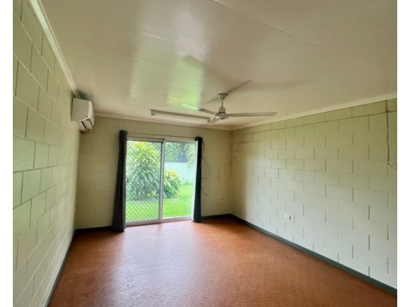 2/73 Vaughan, Mareeba QLD 4880