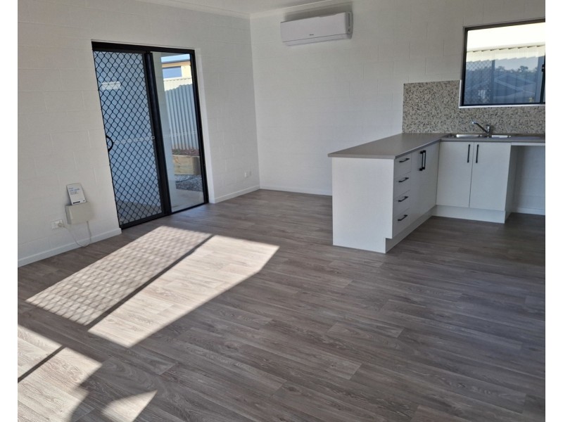 8A Nolan Street, Mareeba QLD 4880